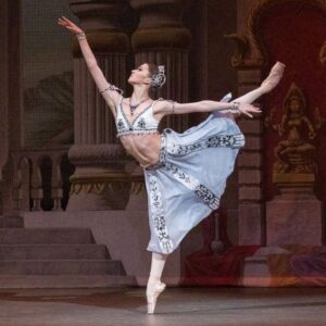 Ksenia Zhiganshina Instagram - Есть роли, по которым всегда будешь скучать. Гамзатти - одна из таких !