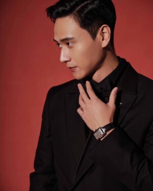 Kuan-Ting Liu Instagram - 金馬獎60歲生日快樂🎊

Suit: @zegnaofficial 
Jewelry: @cartier 
Shoes: @louboutinworld 
Stylist: @chenghan_han 
Makeup: @wenlee___ 
Hair: @dustin_four_hair 
Photo: @sanko_chi 

#金馬60 
@goldenhorsefilmfestival
