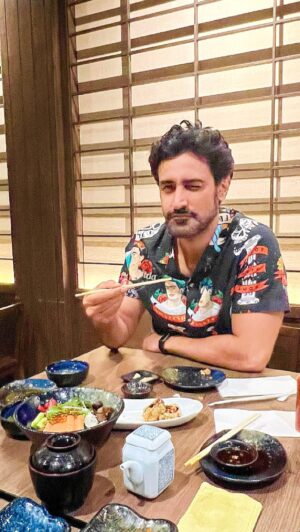 Kunal Kapoor Instagram - Mission Bangkok. Eighteen hours. Five restaurants.
#speedeating #foodcoma