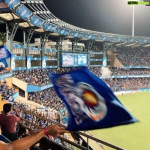 Kunal Karan Kapoor Instagram - 🏏🙌🏻