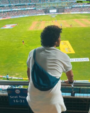 Kunal Karan Kapoor Instagram - 🏏🙌🏻