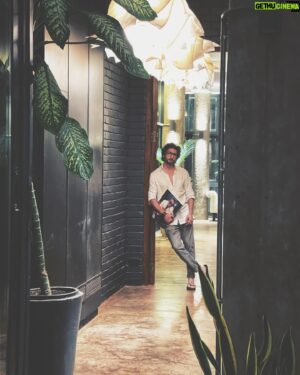 Kunal Karan Kapoor Instagram - The Glass House
.
.
.
.
@travelwithjourneylabel
@roux.hospitality 
@theprojectcafegoa 

.
.
.
.
.

#theprojectcafegoa #storiedhomes #glasshouse #goadiaries #luxuryliving #luxelife #glasshouse #glasshome #glassarchitecture #modernhomes #modernaesthetics #minimalism #theprojectcafe #roomwithaview #architecture #celebrityhomes #holidayhome #luxeinteriors #luxurylife #luxurylifestyle #luxuryhome #escapades #goanfood