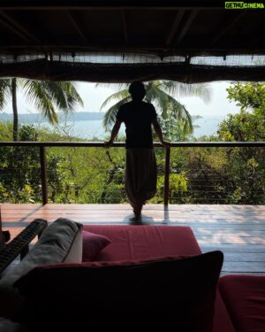 Kunal Karan Kapoor Instagram - Lost in the rhythm of the waves and the whispers of palm trees, I found my own slice of paradise at Cabo Serai in South Goa. 

Enveloped in a cocoon of tranquility in the absence of urban clamour, this eco resort seamlessly blends luxury with sustainable travel. The gentle rustle of leaves and distant waves lend a serene backdrop and the minimalist design create a zen haven. The staff, graciously fulfilling all our indulgences, going above and beyond and truly making our stay memorable. Their warm and friendly demeanour made us feel not just like guests, but cherished members of a temporary community of Cabo Serai. A community that lives well and eats scrumptiously organic, locally sourced cuisine. 
Thank you @caboserai for being the perfect escape from the daily grind. Here, amidst the golden sands and azure waters, every moment feels like a chapter from a novel waiting to unfold. Thank you for a night sky full of stars. 

.
.
.
.
.

#CaboSeraiEscapes #GoaGetaway #caboserai #caboderama #canacona #beachsideretreat #beachresort #southgoa #goa #incrediblegoa #ecoluxury #luxury #ecofriendly #ecoresort #roomwithaview #seaviewresort #goabeaches #goabeachresort #vacation #getaway #weekend #beach #cottage #cliff #hill #seaview