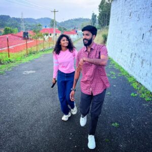 Kutty Gopi Instagram - Day 3 Shoot mode #ooty with natpu @prema_ofcl 🤍♥️🎬...