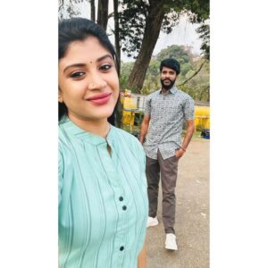 Kutty Gopi Instagram - Happy Eid_mubarak🕌 @gayathrishan_official @pranksterazar_official @azar_official20 💙🤍