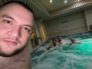 Kuzma Gridin Instagram - Сегодня последний день, когда Инстаграмм доступен в России. Долго думал, какую последнею фотку можно выложить. Решил запостить ту, которую сделал давно, но не выложил. 

Чтобы не теряться, приглашаю вас в свою телегу https://t.me/Kuzma671games3