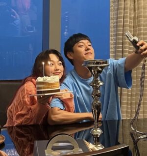 Kwak Si-yang Instagram - 오늘은 미남당 하는 날 !