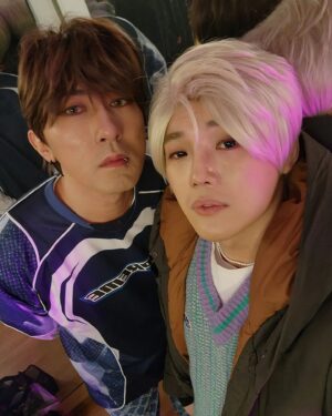 Kwon Hyuk-soo Instagram - 지금까지 라이스였습니다!
흑미밥여러분들 감사했습니다~~
우리 막내 제이환 많이 사랑해주세요♡
#아이돌 #잠정휴식 #밥심