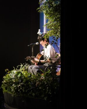 Kwon Jeong-yeol Instagram - 이번 대작전은 센치너 덕분에 대성공으로 마무리했습니다.
쇼츠쇼츠 대작전의 마지막 날도 함께해 주셔서 너무 감사합니다! 

PS. 곧 또다시 만나요! 

#10CM #십센치 #권정열 #너랑밤새고싶어 #너밤싶 #LateNightWalk #쇼츠쇼츠대작전 #쇼츠쇼츠