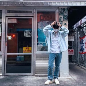 Kwon Soo-hyun Instagram - 🤖🤳🏼