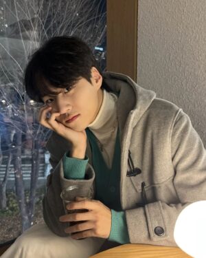 Kwon Tae Eun Instagram - 떡코의 계절