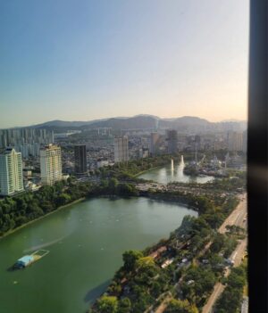Kwon Tae Eun Instagram - 환절기 감기 조심하세요 (감기 걸린 사람이🥲)