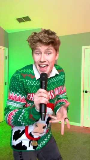 Ky Baldwin Instagram - Wrong outfit… #rockinaroundthechristmastree #brendalee #cover #live #christmas