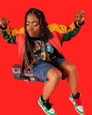Kyanna Simone Simpson Instagram - The year is ‘97 and the day is March 28th🥳💽
•
📸: @wolfgvnglloyd 
💄: @glambymaureen 
👕👖: @triedandtrueco 
Thank you @anita__simpson_ and @apexphotostudios 🥳🥳🥳