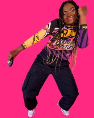 Kyanna Simone Simpson Instagram - What 24 lookin’ like?! 😜🎂 #HBDTOME
•
📸: @wolfgvnglloyd 
💄: @glambymaureen 
👕👖: @triedandtrueco 
Thank you @anita__simpson_ and @apexphotostudios 🥳🥳🥳