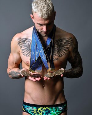 Kyle Chalmers Instagram - The hard work paid off last week.. 

🥇 100 Freestyle 
🥇 4 x 100 Freestyle relay 
🥇 4 x Mixed Freestyle relay, World Record
🥉 4 x 200 freestyle relay 
🥉 4 x 100 Medley relay 
  Thank you to all for playing your part. Olympic push now,, LFG!