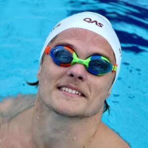 Kyle Chalmers Instagram - Settling into my new home away from home. The stimulation of new teammates, new pools to train in and new coach’s/support staff guiding my preparation has been really beneficial for me. I’m confident that this move has not only been the best thing for my swimming career, but also the best thing for my mental and emotional health.. as they say a happy swimmer is a fast swimmer! Loving the Queensland lifestyle and really looking forward to the months ahead. #LFG 🚀
