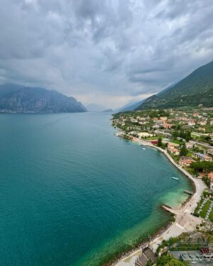 Kyle Cooke Instagram - Personal tour of Lake Garda from the Italian stallion himself @andreadenver