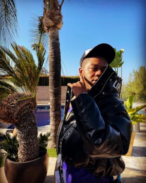 Kyle Massey Instagram - Some People Want It To Happen….
Some Wish It Would Happen…..
Others Make It Happen…. 
What person are you? 👇🏽👇🏽 @liphop_official