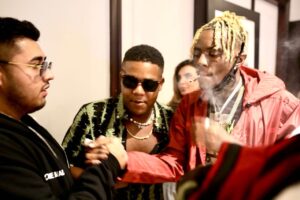 Kyle Massey Instagram - BIGGEST COMEBACK OF ALL TIME WITH MY brother  @souljaboy FIRST Rapper T0 GIVE ME A 60 thousand dollar bussed down Cuban chain  big shout out to @hackistan 📸📸📸📸 @itsbeephotoz always gets the shot party was crazy!!!!!!!