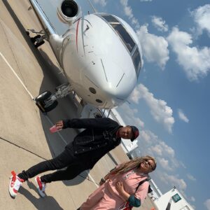 Kyle Massey Instagram - Dear -Raven 
Today is the day you were born. I want to wish you the happiest birthday on earth. You were my First friend in l.a and your my sister for life. I love you so much and thank you for always being there for me when it mattered most ❤️I love you even tho your Turnt DOWN lol happy birthday THATS SO. 😂😂 p.s I never call her raven her name is THATS SO 😂😂 HAPPY BIRTHDAY THATS SO ❤️❤️❤️