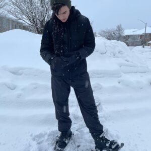 Kyle Meagher Instagram - Do you think I’ll master these ski skates before the snow melts??? 
If no comment egg :( 
@snowfeet_original #ad 

#winter #winterfun #snow #ski #MeanwhileInCanada #Ah! #IveFallenAndICantGetUp