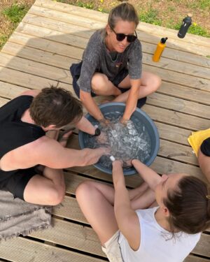 Kyle Pryor Instagram - What an awesome retreat @thelemonlodge.pt 🍋 working through the @iceman_hof method, a total game changer, especially the breath work! 

I had been cold showering through the UK winter so the cold wasn't as bad as I thought it would be, I'd recommend anyone to try this and get stuck in. 

Big thanks to our hosts and @alex_vliege for guiding us through the process and bringing the good energy

🔥❄️