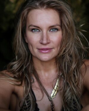 Kym Jackson Instagram - When photographers are genius faces...
@harethtayemphotography @harethtayem 
Tan: @kiniglow