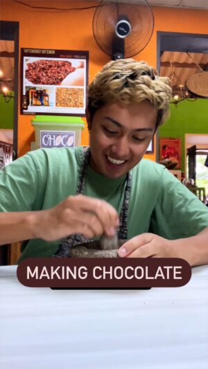 Kyne Santos Instagram - I loove chocolate 🍫 and had so much fun learning about its history and how it’s made! What’s your favourite chocolate?