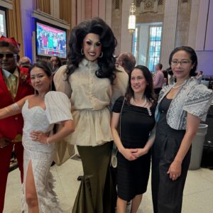 Kyne Santos Instagram - Last night me and my family were invited to celebrate Filipino Heritage month in Ottawa by MP @rechie.valdez !

I got to introduce my mom to Minister of small business MP @rechie.valdez, Senator @dr.gigiosler, Philippine Ambassador to Canada @ambassadormariaaustria, and Prime Minister @justinpjtrudeau !!! So proud to be Filipino-Canadian 🇵🇭❤️🇨🇦