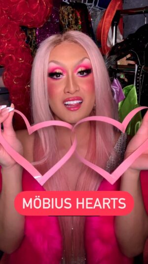 Kyne Santos Instagram - Reposting an old video about Möbius strips for Valentine’s Day! Happy hearts day everybody 💕
