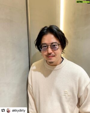 Kyohei Sorita Instagram - Finally I chopped off my hair 💇‍♂️
Thankyou @akkydirty !! #MINX 

#Repost @akkydirty with @use.repost
・・・
🎹反田恭平さん🎹
本当に反田さんはお忙しくてやっとこさ時間つくれて髪切りに来てくれました👍🔥🫰そしてバッサリ✂︎✂︎
MINXのお客様もスタッフもファンの方が多く本当に光栄です🙏
髪めっちゃいい感じです👍いつも本当にありがとうございます！🙇‍♂️
#反田恭平
#反田恭平growingsonority
#solistiade
#ピアニスト
#指揮者
#実業家
#ショパンコンクール 
#情熱大陸
#ショパン国際ピアノコンクール 
#ショパンコンクール2021 
#サムライヘア
#minxharajuku
#minx
#ミンクスハラジュク