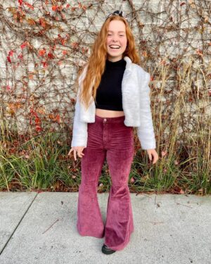Kyra Leroux Instagram - Kyra: “Shak make me fake laugh” 
Shak: “Ok why can’t you play hide n seek with a Pokémon
Kyra: “...”
Shak: “Cause they Pik at chu”
Kyra: *laughs for real