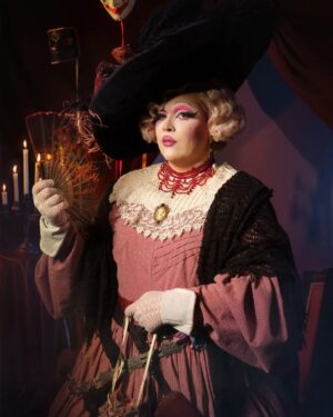 La Briochée Instagram - 🎪🎠Mother of freaks🎠🎪

Thanks to @les_vertugadins and @studio_unjourdansletemps for this incredible project. I love the costume and the atmosphere. I feel like an actress in an old Movie 🎬

Dress by @les_vertugadins 
Photo by @studio_unjourdansletemps 
Wig by @blondiezaster 

#dragqueen #dragshow #dragracefrance #dragrace #drag #lgbtq🌈 #transdrag #transgenre #transwoman #corset #freak #freakshows #circus #photoshoot #model #plussizemodel
