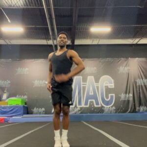 La'Darius Marshall Instagram - Built like a football player, but I do Cheerleading 📣🫶🏾🤴🏽
•
•
•
#MaleCheerleaders #TheGOAT #LEGENDARY #STRAIGHTLEGS #TheOriginal #DarknessIntoLight #NoRegrets #NoDrama #JustCheer