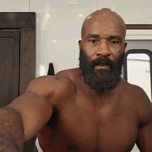 LaMonica Garrett Instagram - Tucker gettin camera ready 🎬 @lionesspplus season 2 
💪🏾💪🏾 #lioness #semperfi #marines Respect 💯‼️