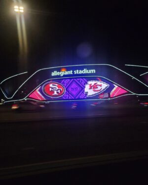 LaMonica Garrett Instagram - SWIPE ⬅️ Thank you @paramountplus & @101studiosco for an amazing weekend in Vegas for #superbowl58 🍻
Didn't get the outcome I hoped for, but man was it a memorable few days... We'll get'm next season @49ers 
BANG BANG! #ninerfaithful DoItForTheBay