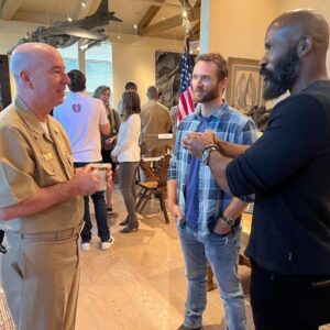 LaMonica Garrett Instagram - Heck of a morning. @schwarzenegger telling me he's a huge 1883 fan was kinda surreal. His movies helped shape my childhood.  We talked riding horses (Conan) and working out.. 
Grateful to be invited to meet w/ 
Vice Admiral William Houston- Commander U.S. Submarine Forces, to talk submarines, the military in general,  Hollywood's relationship w/ of the military, & authenticity. Most of my roles are either soldiers or former soldiers, so I took a lot away from this discussion.  Thank you @fernandoinla for a seat at the table. ✊🏾💯
And you may or may not see me getting a few workouts in at #goldsgym Venice in the next week or so 💪🏾💪🏾
#arnoldschwarzenegger #1883TV 
@specialopslioness #specialopslioness #lionesspplus #lamonicagarrett #usnavy #conan #predator #terminator
