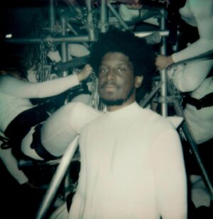 Labrinth Instagram - ⛓️⛓️🤍⛓️⛓️
