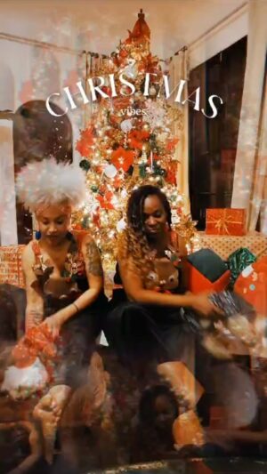 Lady Blackbird Instagram - And Christmas 2023 is a wrap!

P.S Still sitting by the xmas tree and still wearing xmas pjs 

🎥 @ashphotoagency 

#family #christmas2023
#love #christmastree #furbabies