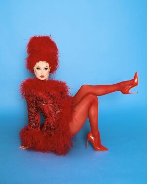Lady Camden Instagram - Red flags showing up like… 🚩👋
.
.
.
Look by @daviddalrympleinc 
Photos by @dragpaparazzi @tbuck9