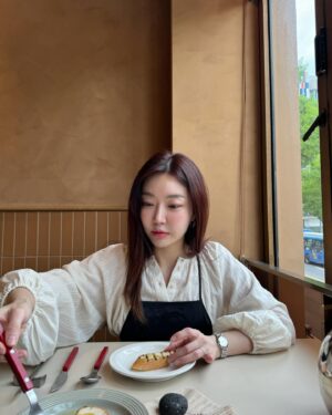 Lady Jane Instagram - 🍝🤓🚶🏻‍♀️🛍️