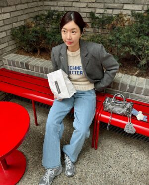Lady Jane Instagram - 마들렌은 여기가 젤 맛있음❤️ #카페르상스 #사운즈한남