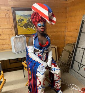 Laila McQueen Instagram - Did y’all catch @bobthedragqueen clowning around in Granbury TX last week for the premier of @werehere ?!
- 
Makeup by me 
Hair @wigsandgrace 
Look @realdominocouture 
Full body photo @gregendries