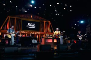 Laine Hardy Instagram - Memories that’ll last forever. It was an honor to stand in that circle last year. Thank you Grand Ole Opry.