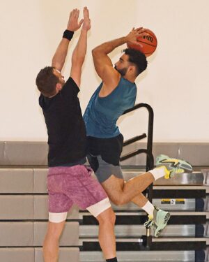 Laith Ashley Instagram - I began boxing when I was 3, playing baseball when I was 5, and playing basketball when I was 6. There was nothing I loved more. Basketball was my favorite, and at one point it was my entire life. It helped me block out the world and its problems and focus on the task at hand. It helped me make life long friends. I am thankful that those friends were there for me at one of the hardest times in my life. They encouraged me to stay on top of my game both on the court and academically. My nickname was Skywalker. Happy to say I still got bunnies 🐰. I was excited to still be able to get up after almost 10 years of not playing, but my KNEES 😭 well they aren’t too happy at the moment lol