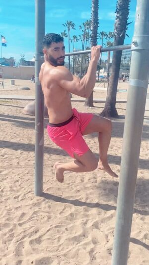 Laith Ashley Instagram - One of my favorite things about living in LA is having the beach just minutes away. I told my @StitchFixmen stylist about my plans to go on a beach adventure with little Baba (Puppy Emoji). I love staying active, and even when I am just enjoying the sun, I can’t help but get a workout in if I can. I loved the versatility, comfort and colors of the shorts and tops! Head to stitchfix.com to get started today.#StitchFixAmbassador