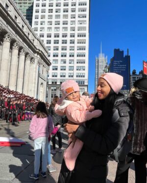 Laketa Awls Instagram - Happy 1st Birthday to my literal Heartbeat 💗 Wow I’ve been a mother for one whole year!! It’s been one of the best experiences of my life. I love my daughter to the point that words couldn’t even explain. She definitely changed me into a better woman and all around better person. She is so special and full of love and energy, she’s so smart and ahead of her time. When I was pregnant with her I would always pray for health and wisdom. God thank you so much for the greatest gift that you could have ever given me. 🙏🏽