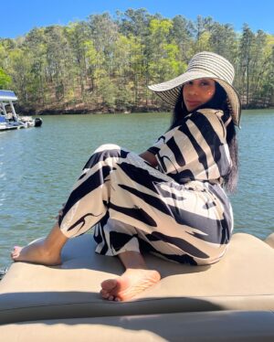Laketa Awls Instagram - I have every reason to celebrate me 🥰