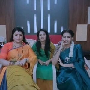 Laksha Shetty Instagram - Not just 🖐️🤣🤣🤣🤣
.
.
.
.
.
.
.
.
.
.
.
.
.
.
#reelsofinstagram #shootingdiaries #bts #geethanjali #not #just #5 #timepass #instareels #reelitfeelit #tamil #teluguserial #artistlife #reelkarofeelkaro #instagood #instapost